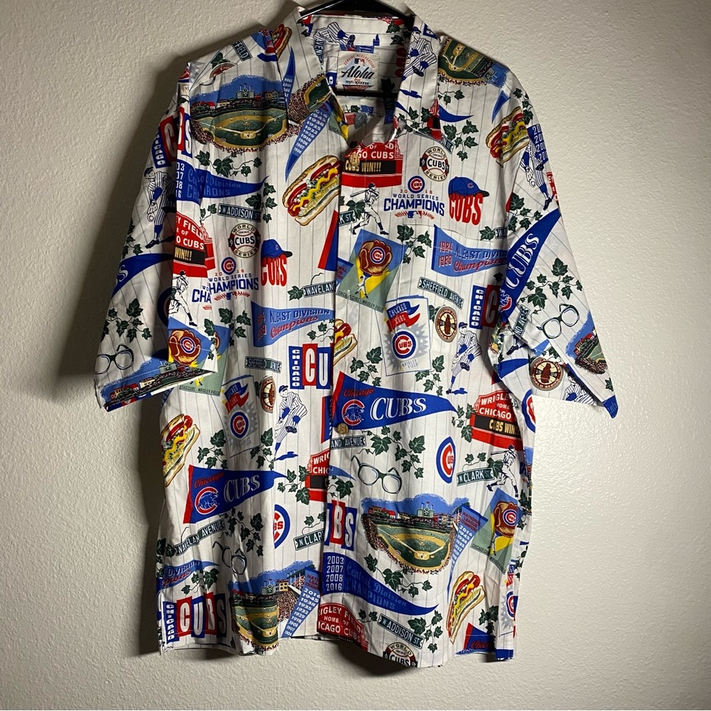 NWT Reyn Spooner x MLB Chicago Cubs all over print button up shirt. Size XL